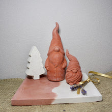 Load image into Gallery viewer, Nordic Christmas Gnome/Gonk/Nisse (Small)
