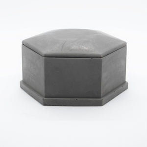 Hermina - Hexagon box with lid